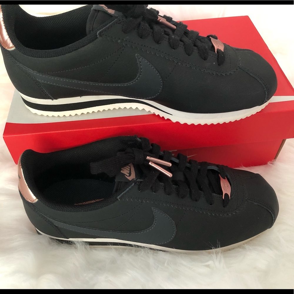 Nike Women’s Sz 7.5 Classic Cortez Black&Rose Gold